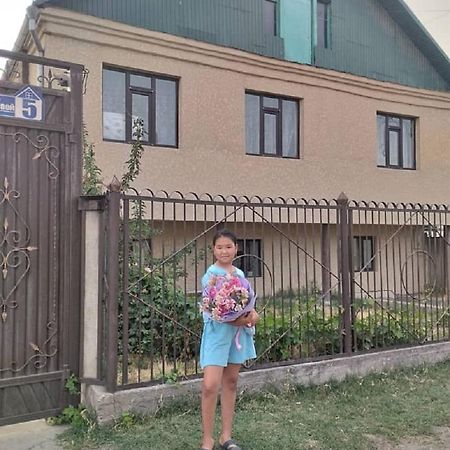 Welcome Guest House Tokmok Zewnętrze zdjęcie